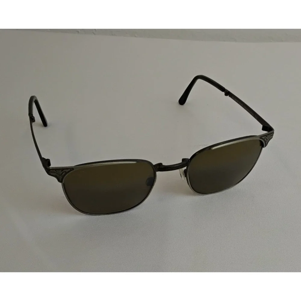 Maui Jim Stillwater Foldable Sunglasses STG-BG 52-20-145 Silver w/ Case #J5706